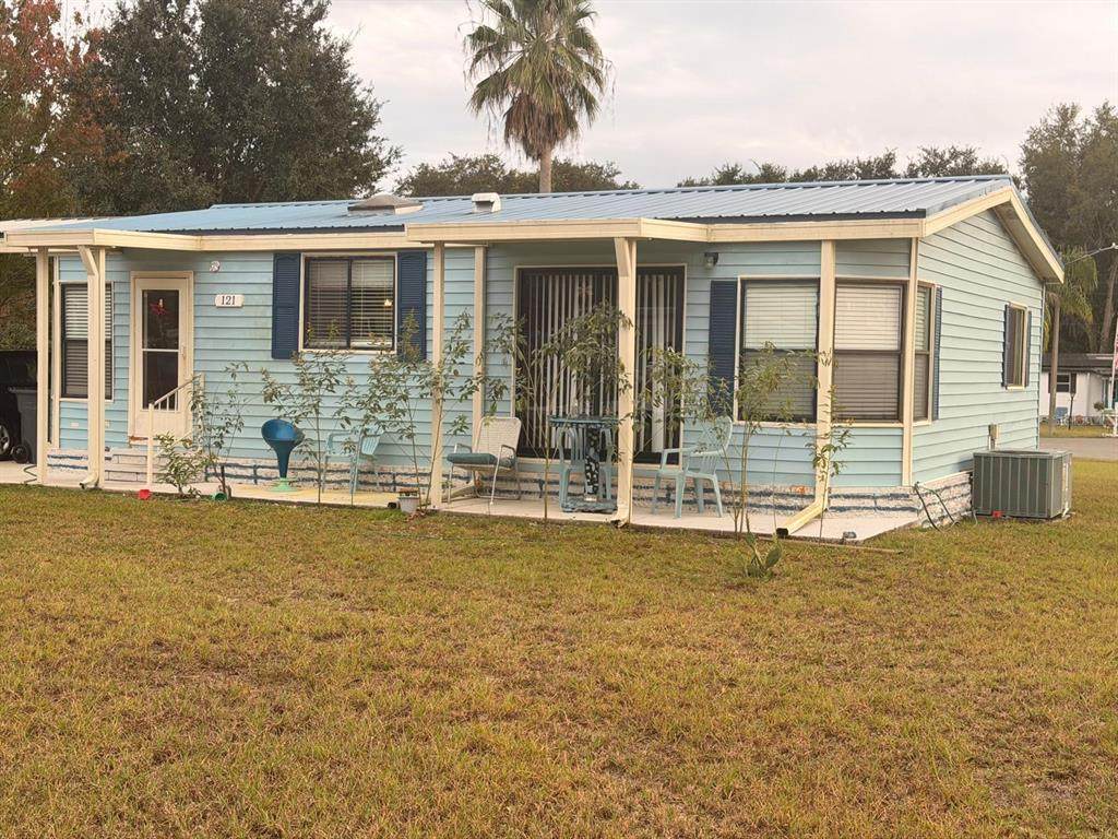 121 Hyde Park Court - Photo 1