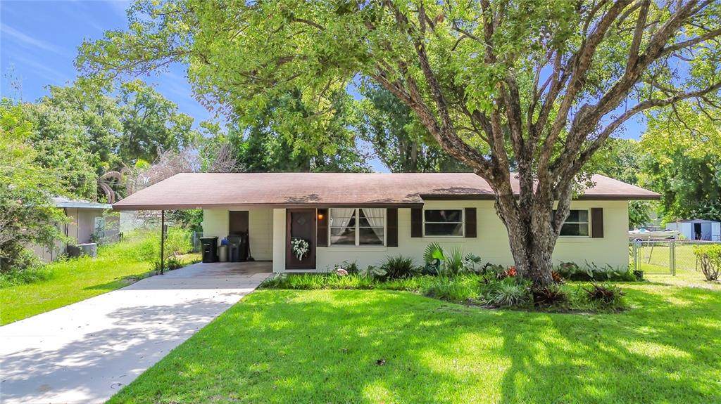 220 Pinehurst Dr - Photo 1