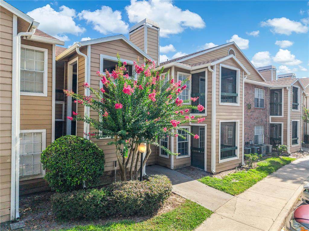 5530 Chrishire Way - Photo 1
