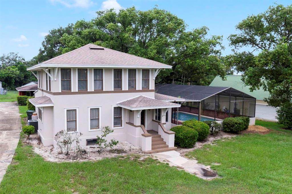530 Ridge Avenue - Photo 1