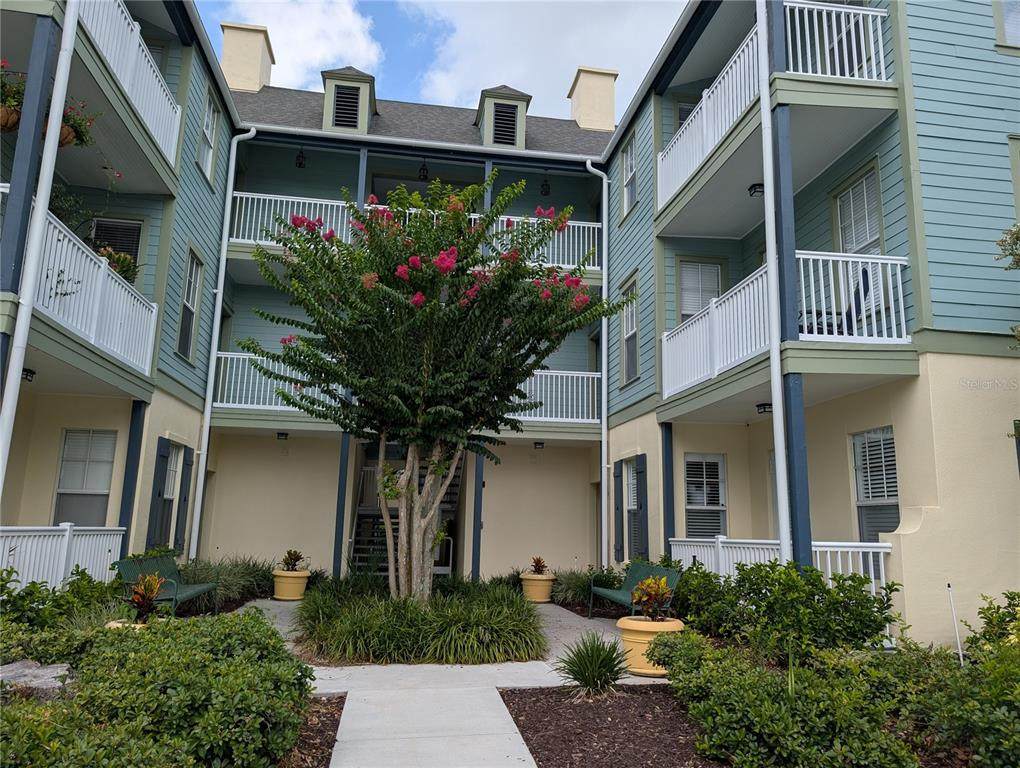 611 Campus Street - Photo 1
