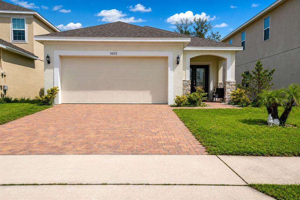 5003 Royal Point Avenue - Photo 1