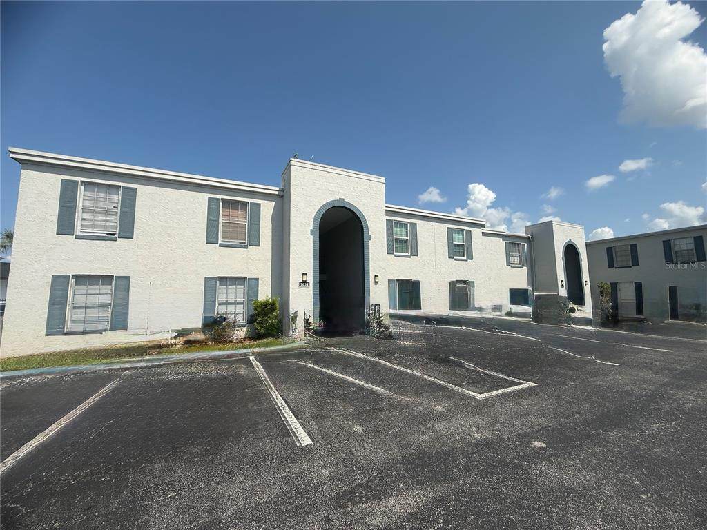 1034 Plantation Drive - Photo 1