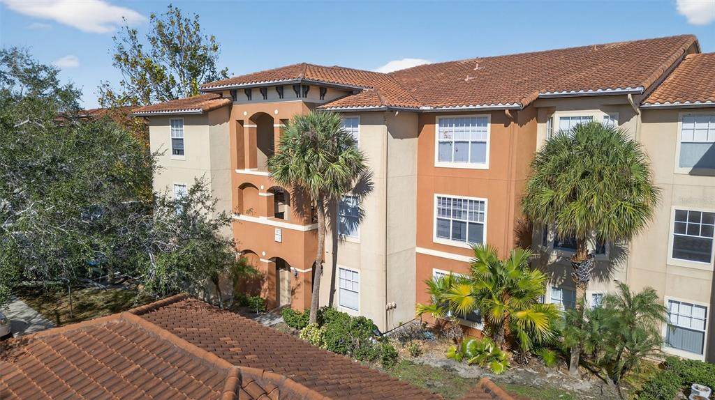 5572 Metrowest Boulevard - Photo 1