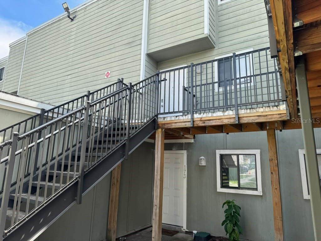 173 Scottsdale Square - Photo 1