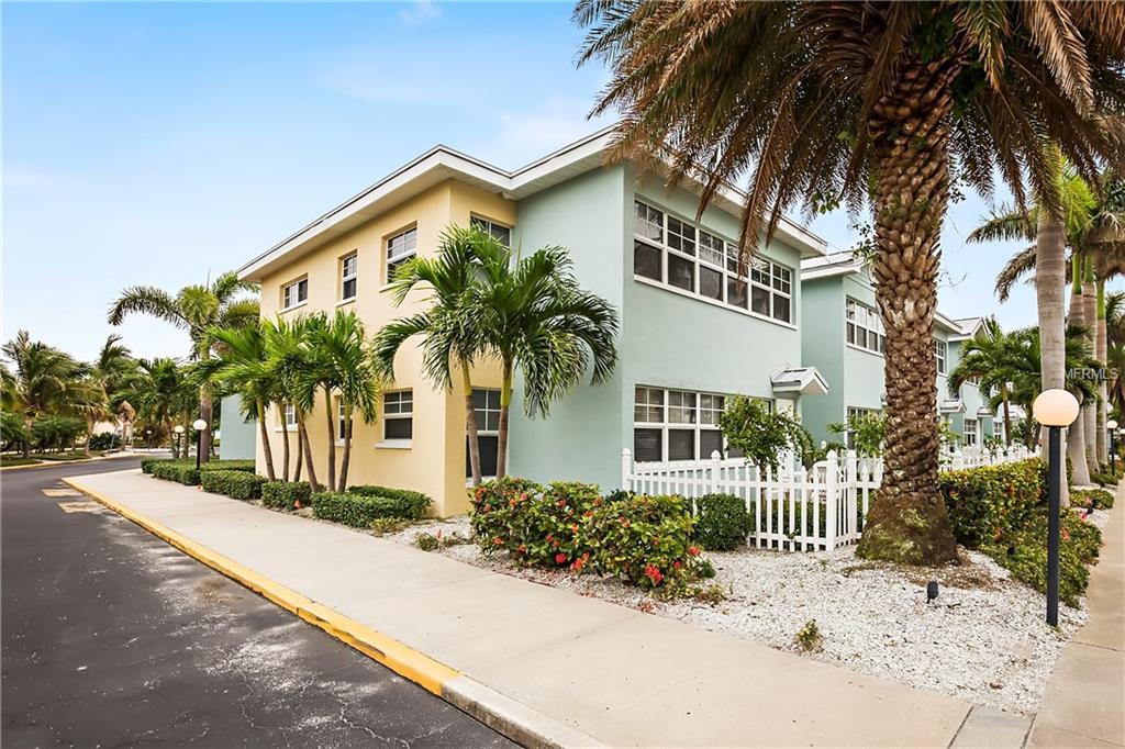 19417 Gulf Boulevard - Photo 1