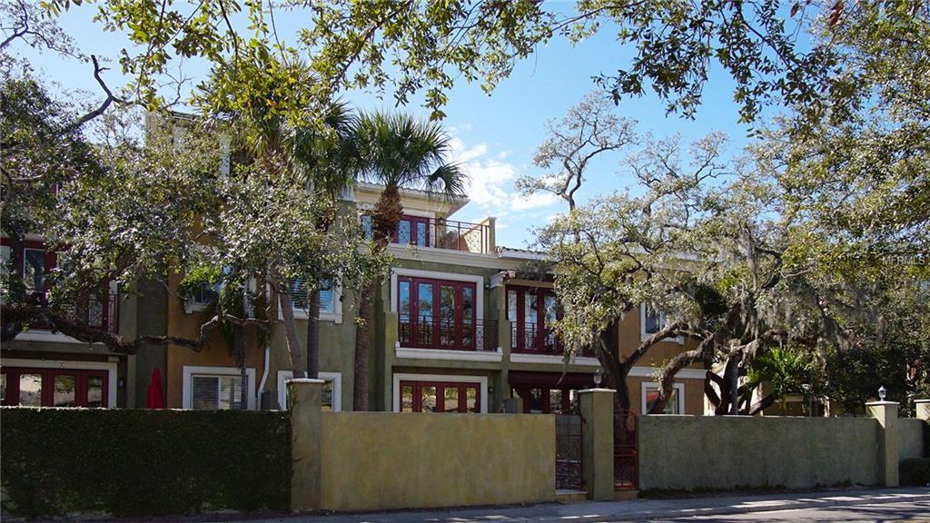 4907 Bayshore Boulevard - Photo 1