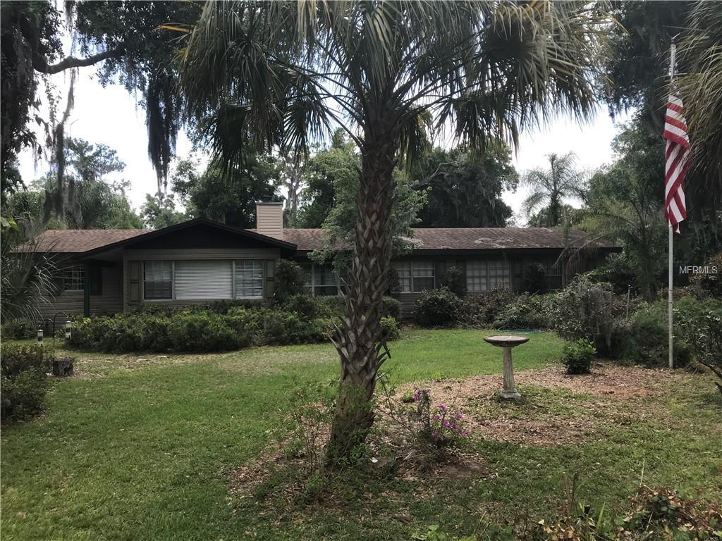 815 Valrico Road - Photo 1