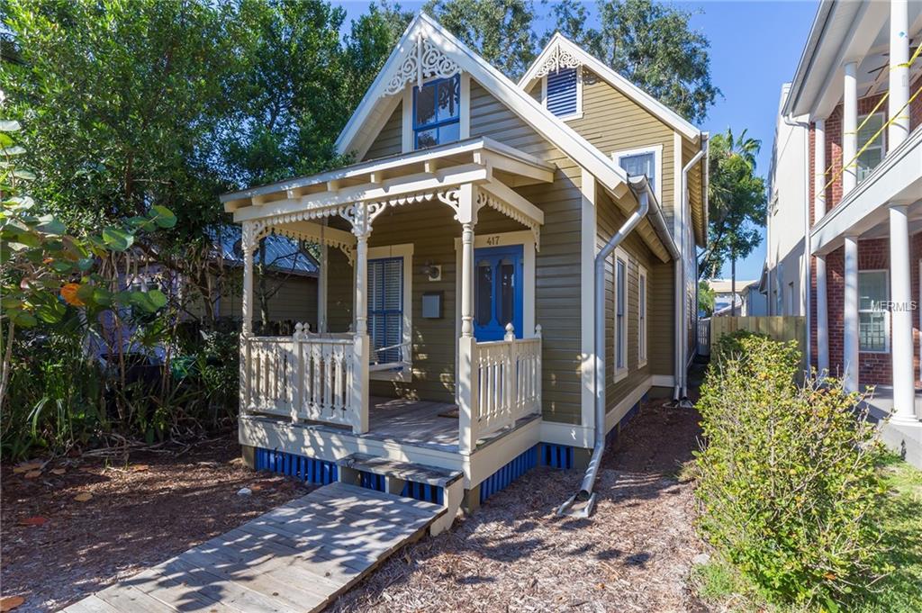 417 Orleans Avenue - Photo 1