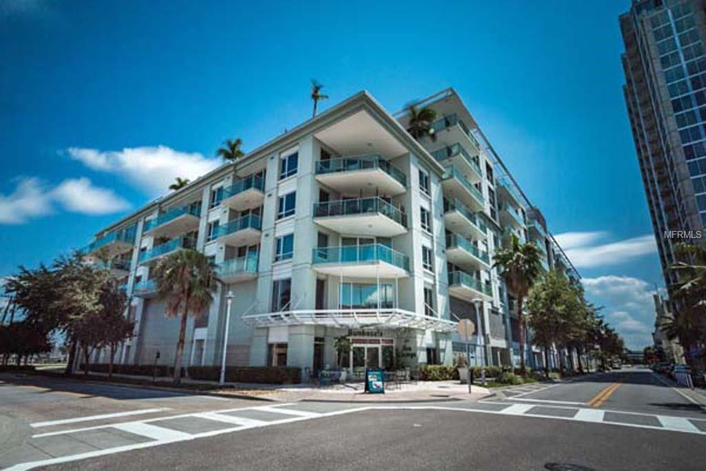 912 Channelside Drive - Photo 1