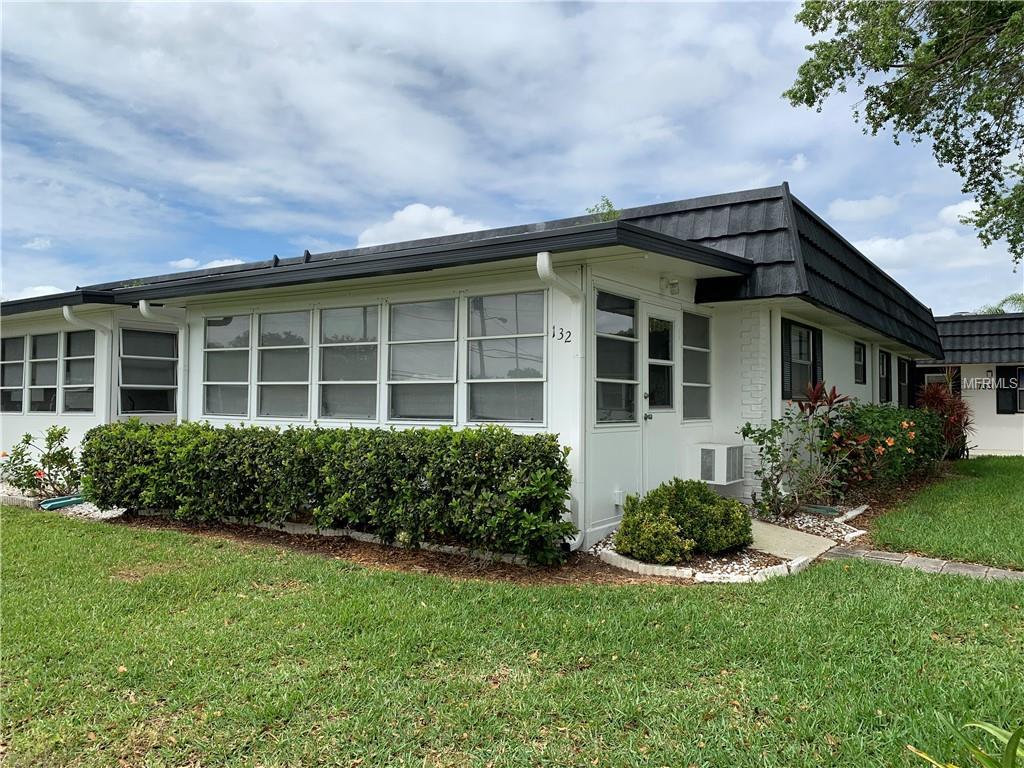 301 Kings Boulevard - Photo 1