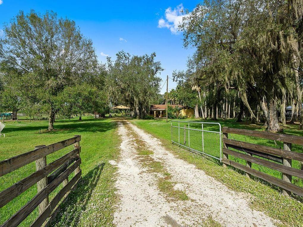 6673 30TH Street - Photo 1