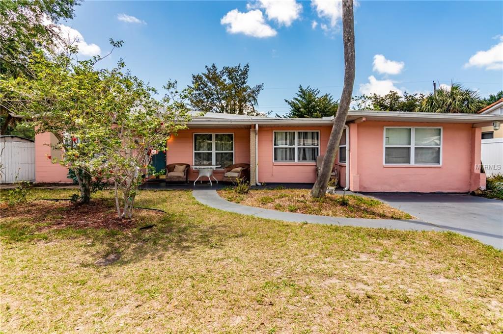 841 La Plaza Avenue - Photo 1