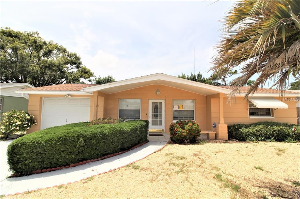 1427 Normandy Blvd - Photo 1