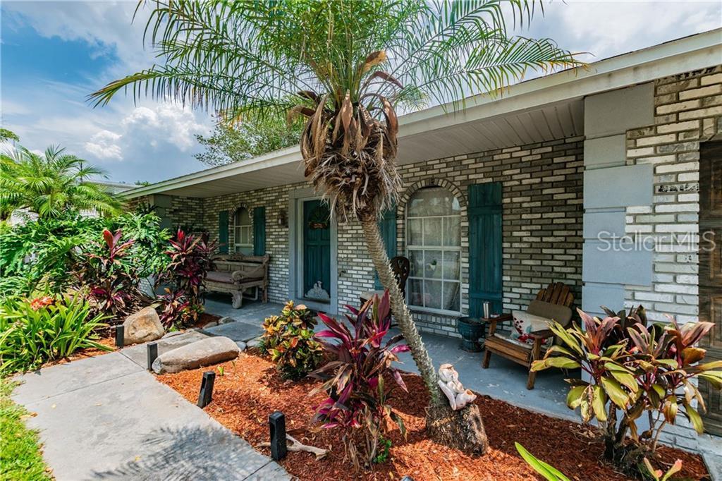 9412 Oak Street - Photo 1