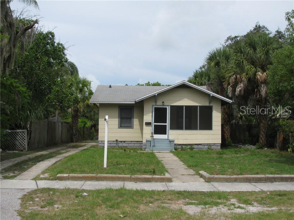 1827 Quincy Street - Photo 1