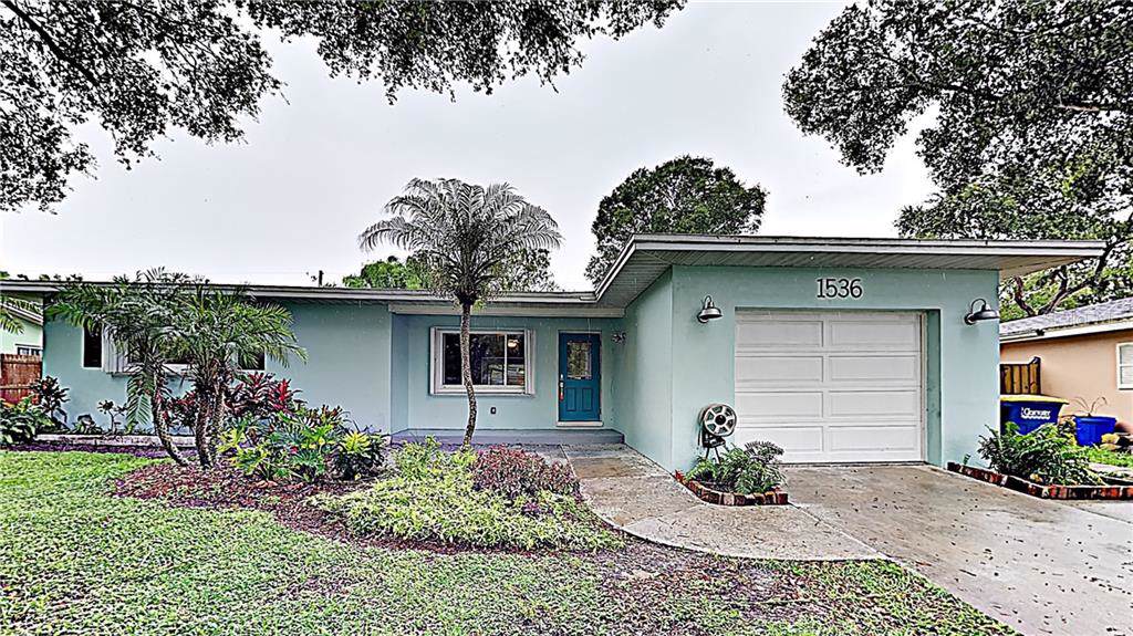 1536 Evergreen Avenue - Photo 1