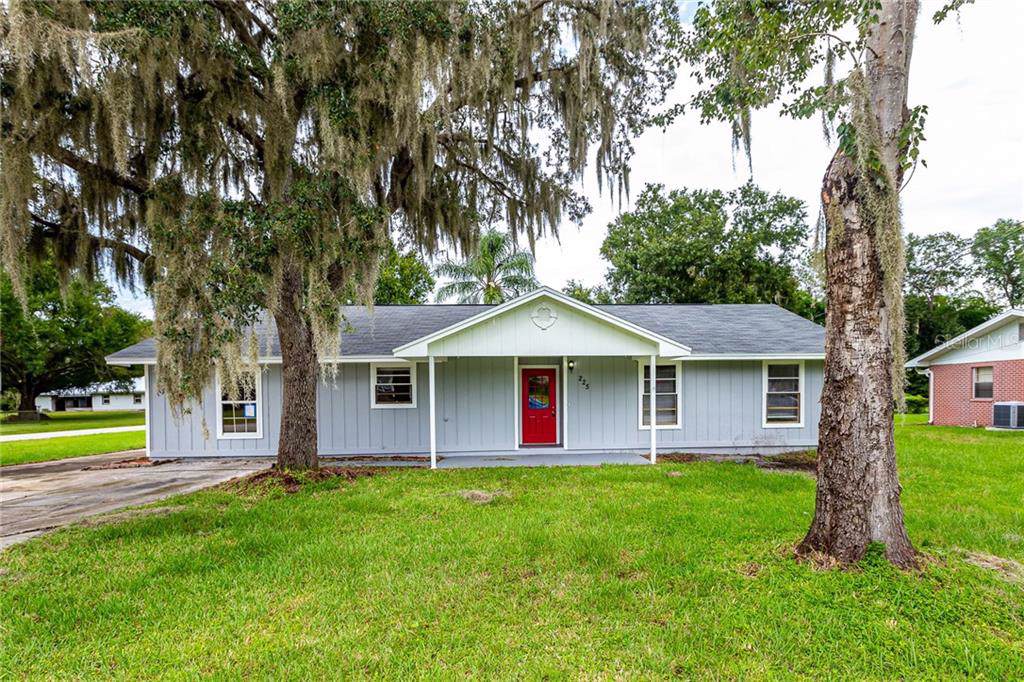 225 Tracy Way - Photo 1