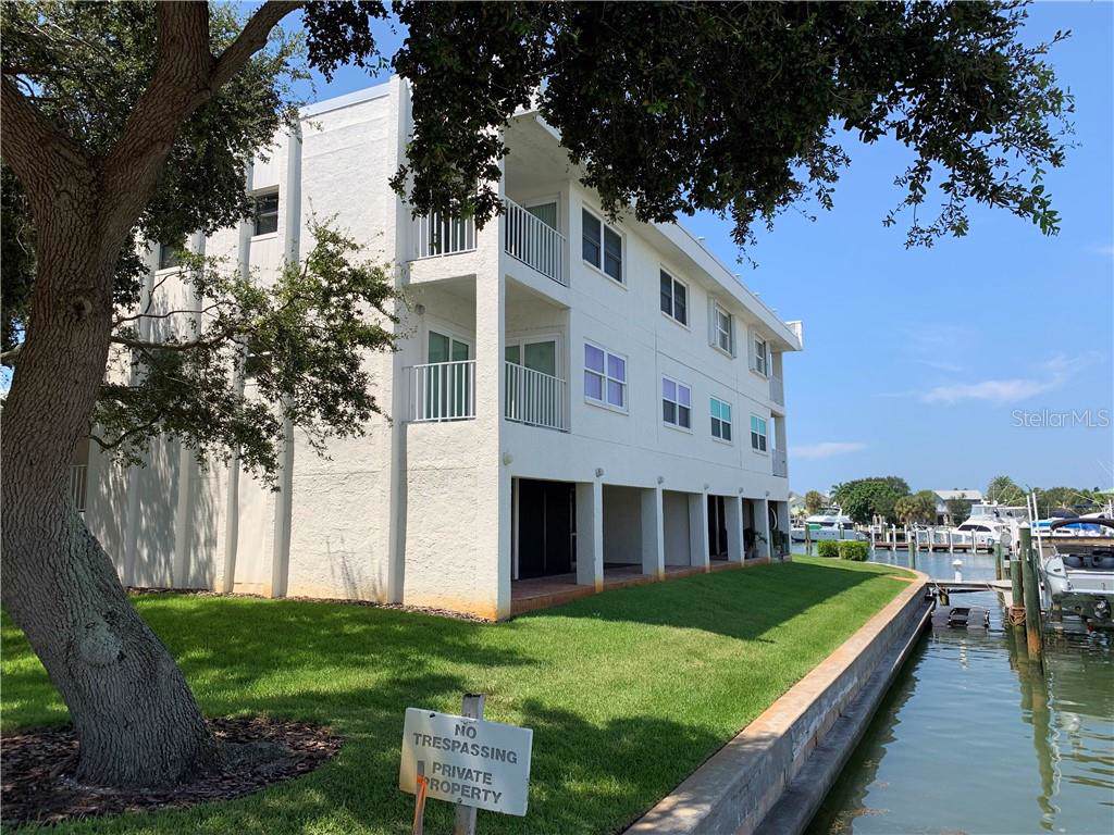 340 Pinellas Bayway - Photo 1