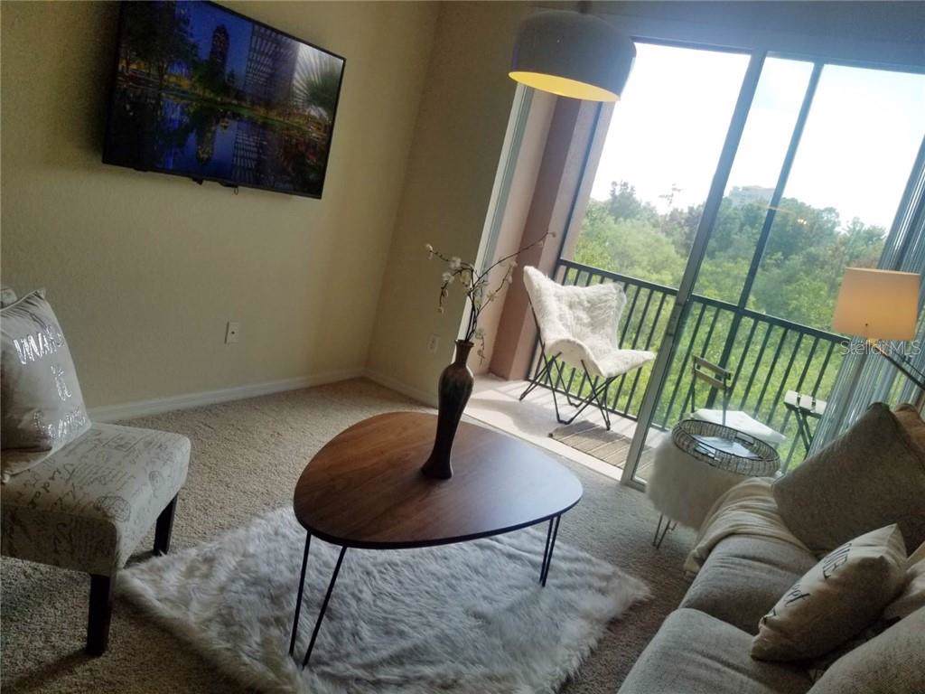 1355 Venezia Court - Photo 1