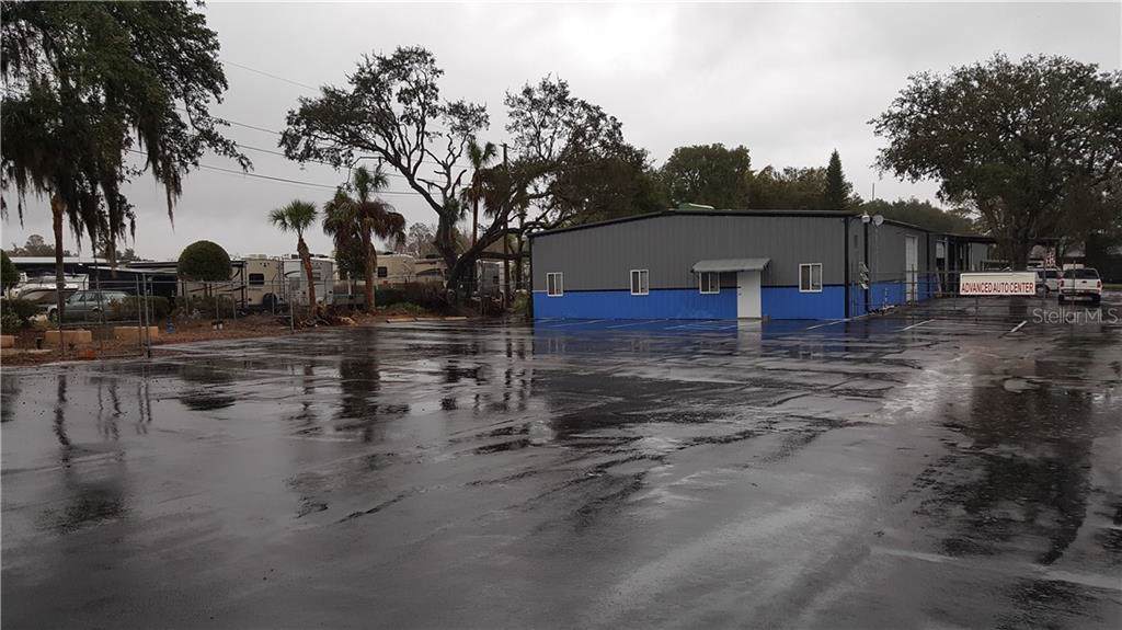 2300 Grand Boulevard - Photo 1