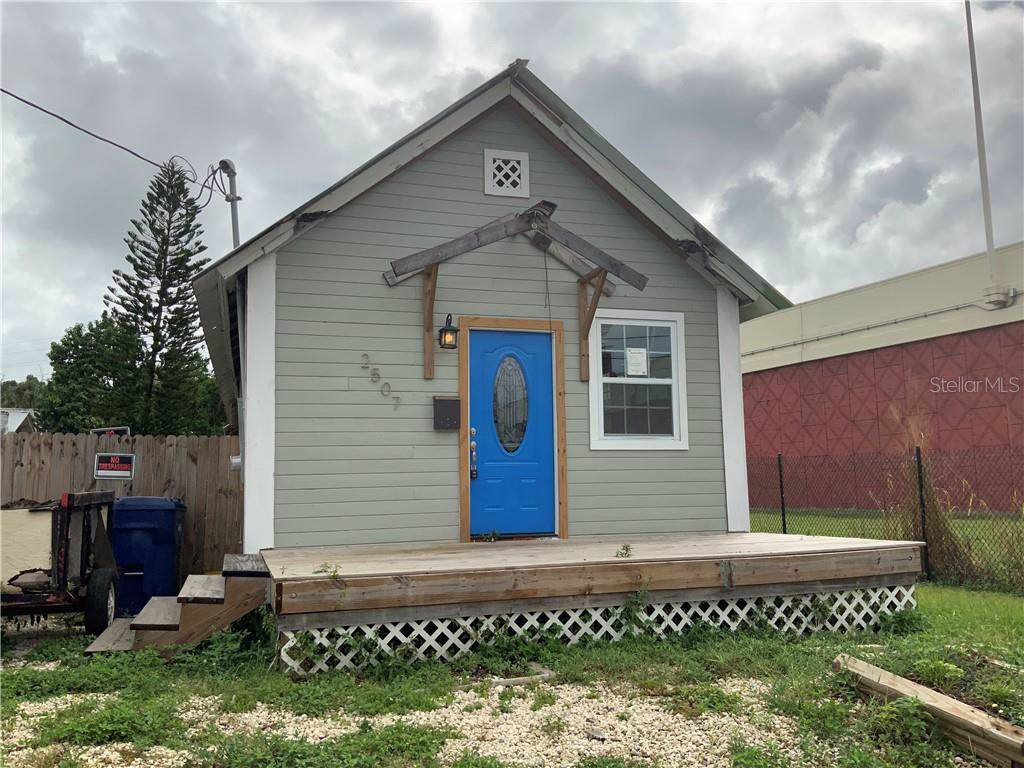 2507 27TH Street - Photo 1