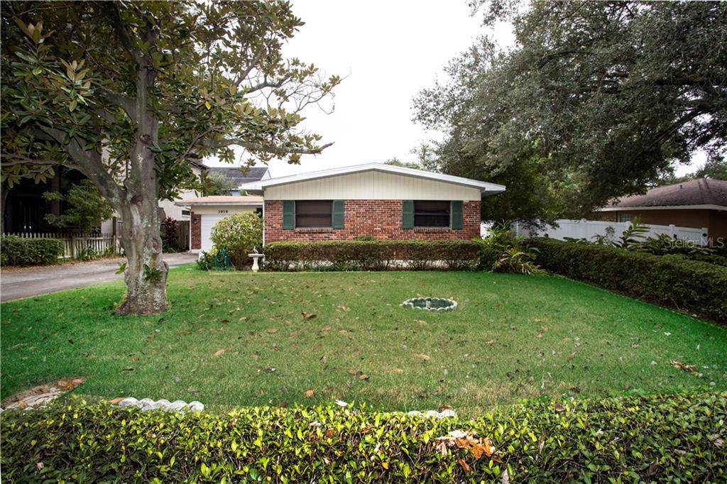 3916 El Prado Boulevard - Photo 1