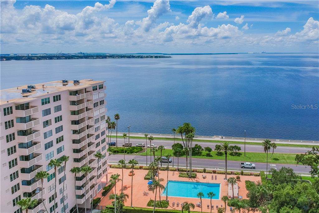 2401 Bayshore Boulevard - Photo 1