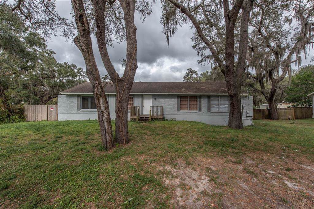 300 Larson Avenue - Photo 1