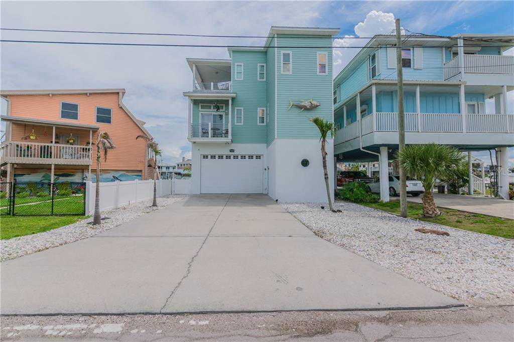 6419 Clark Street - Photo 1