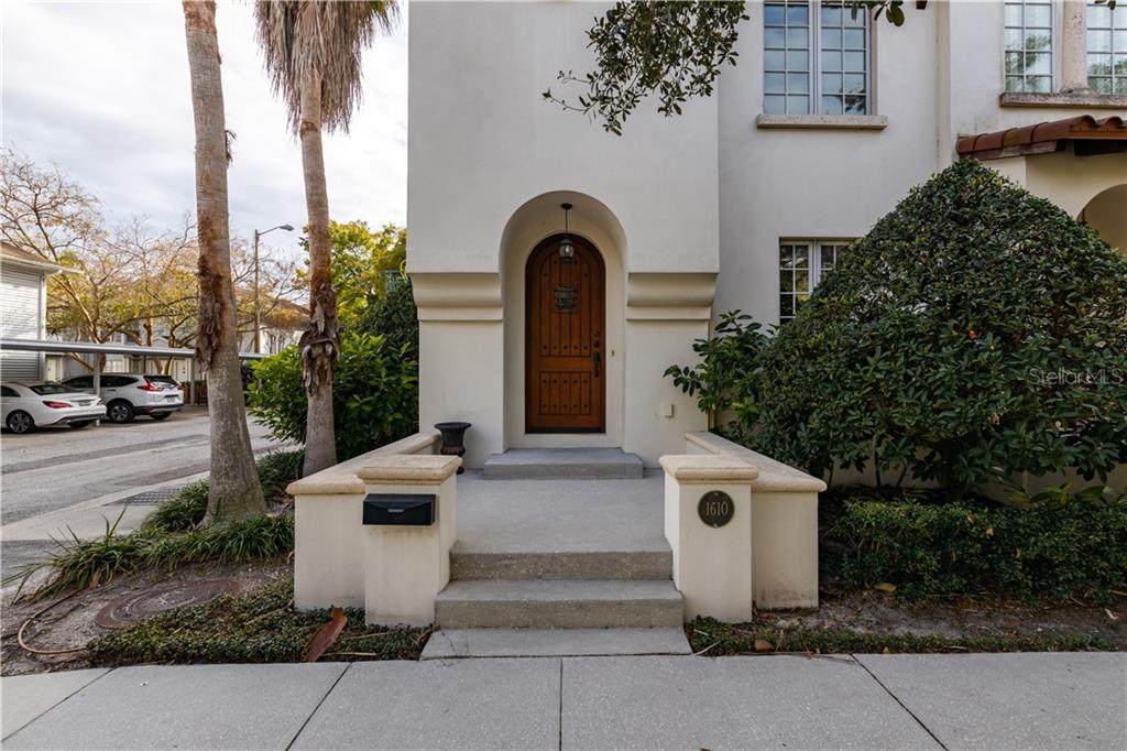 1610 De Leon Street - Photo 1