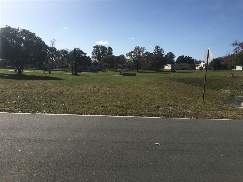8409 Highpoint - Photo 1