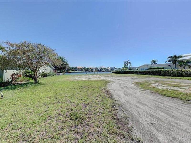 307 Buttonwood Lane - Photo 1