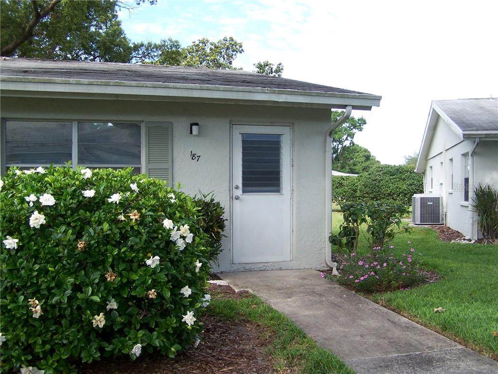 301 Andover Place - Photo 1