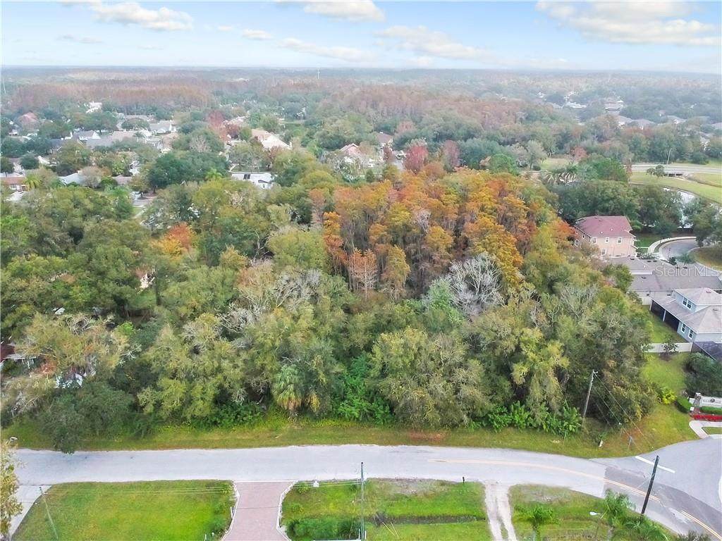 Avonwood - Photo 1