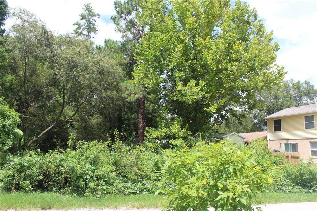 5014 112TH Avenue - Photo 1
