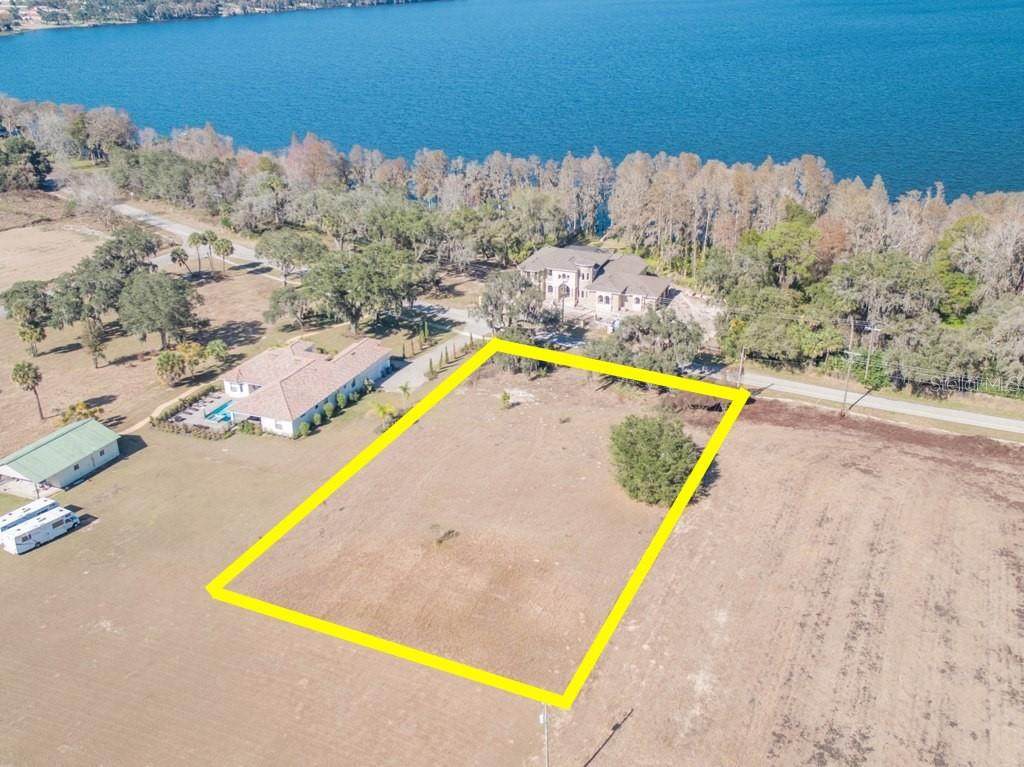 11707 Thonotosassa Road - Photo 1