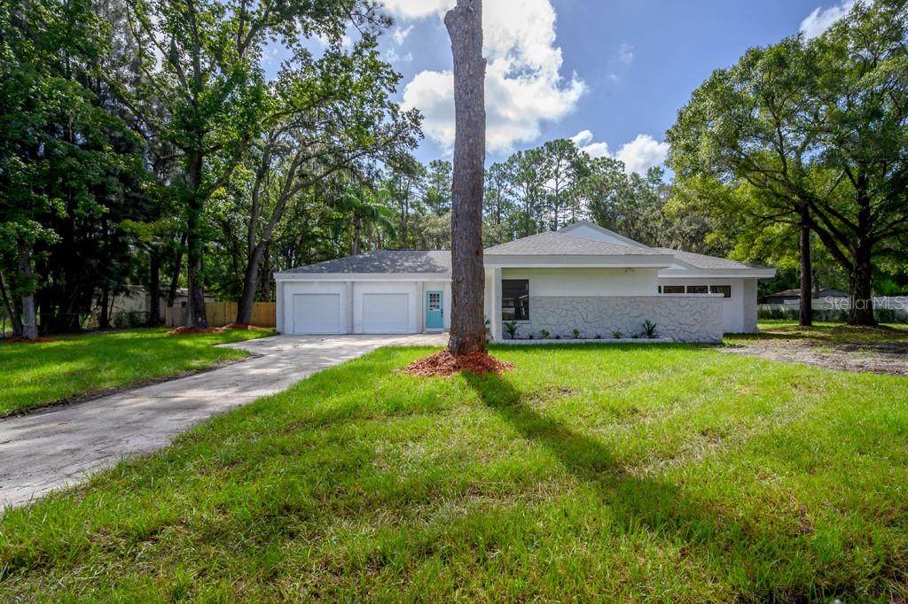 1566 Woodfield Court - Photo 1