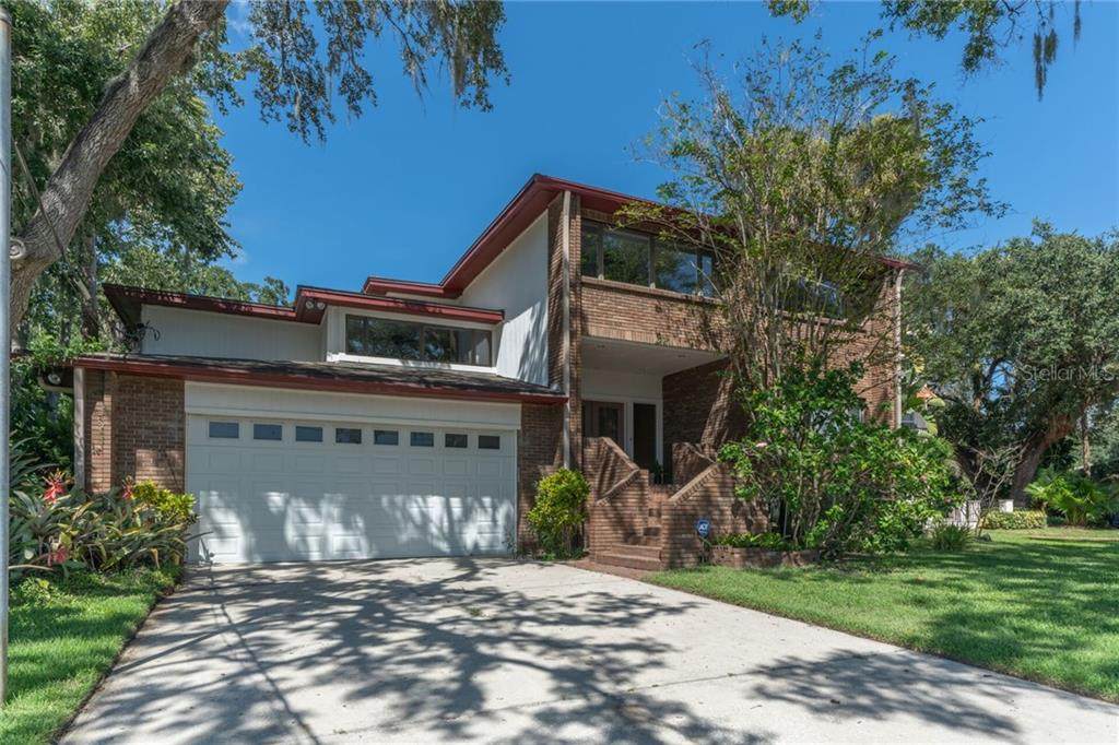4803 Sunset Boulevard - Photo 1