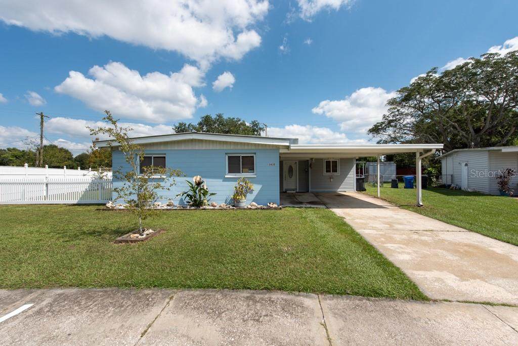 1410 Longwood Loop - Photo 1