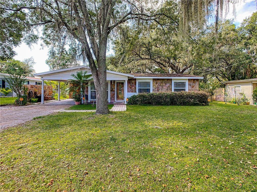 307 Fern Cliff Avenue - Photo 1