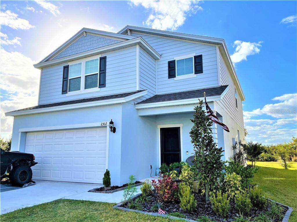 2302 Nuthatch Street - Photo 1
