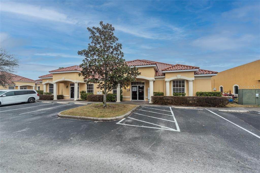 1070 E Brandon Blvd - Photo 1