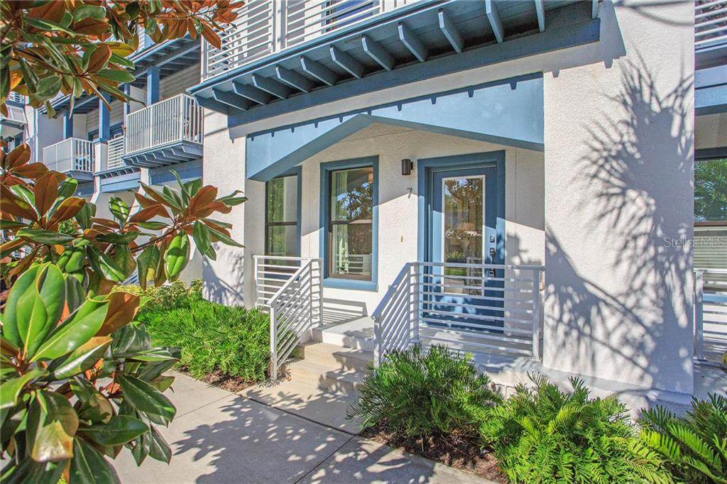946 Highland Avenue - Photo 1