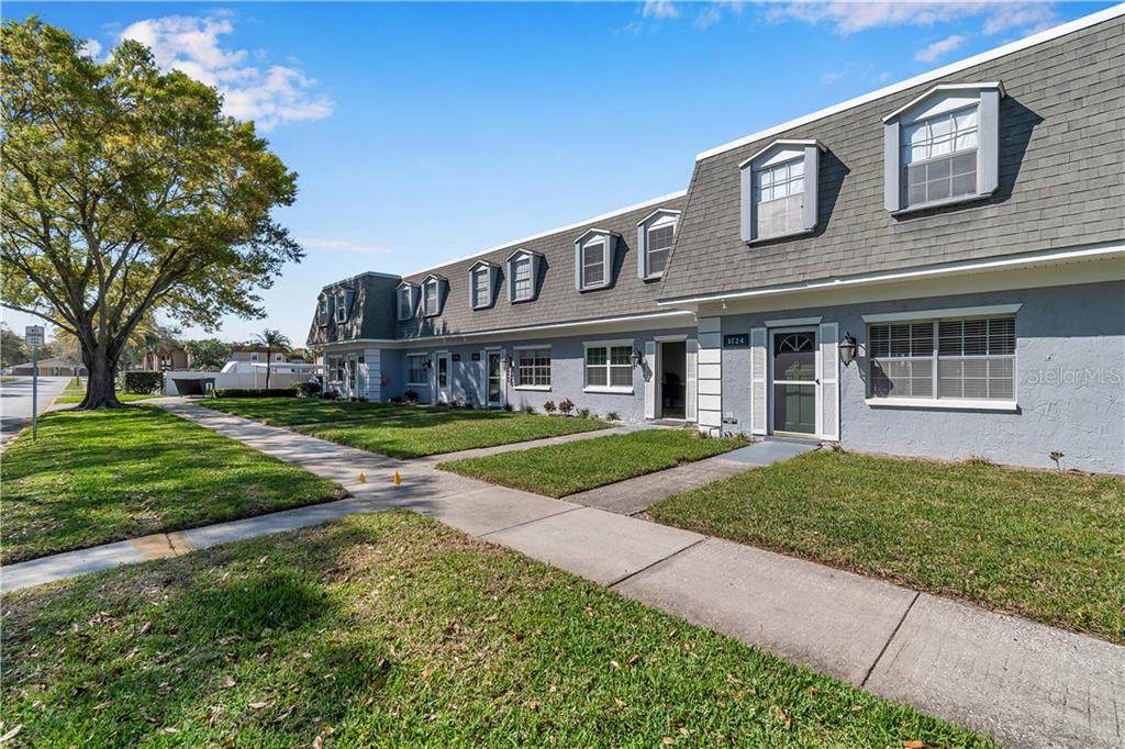 1724 Belleair Forest Drive - Photo 1