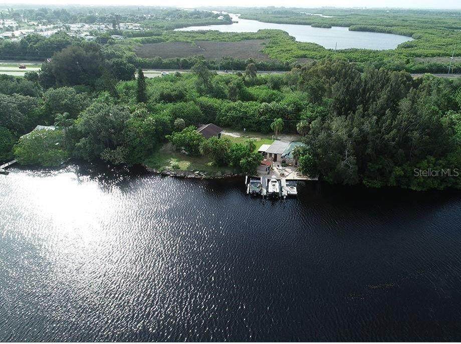 1422 Bayshore Road - Photo 1