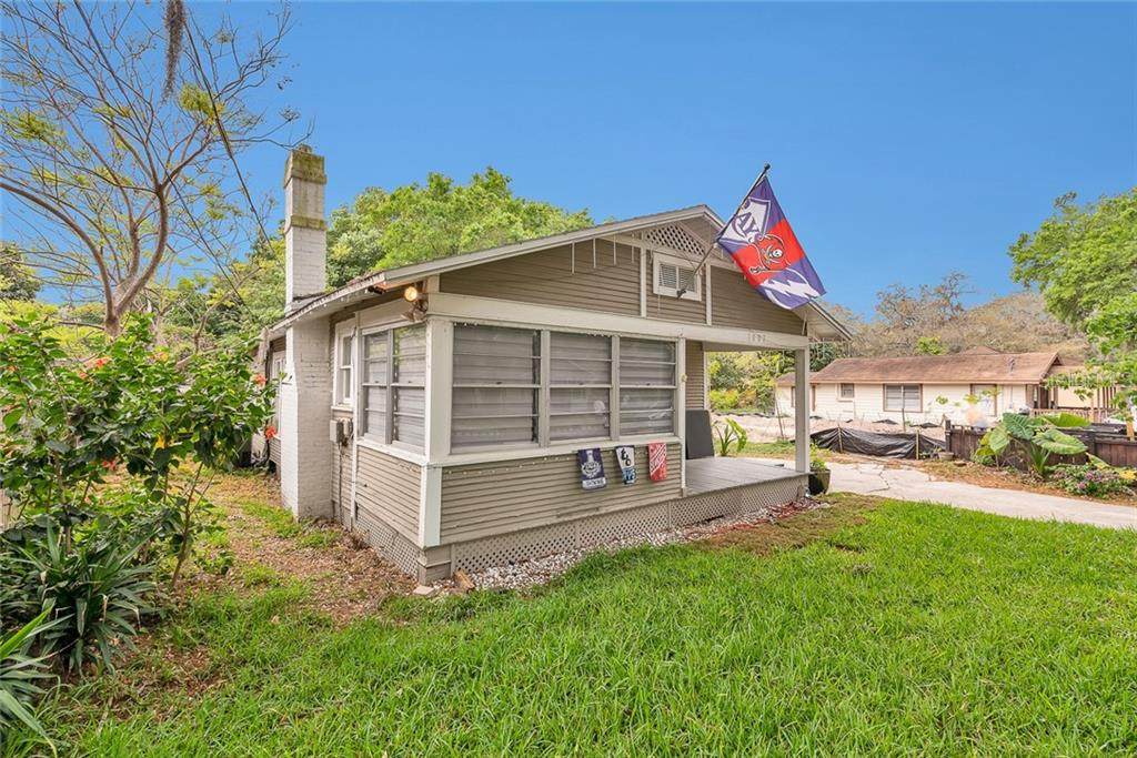 1907 Ellicott Street - Photo 1