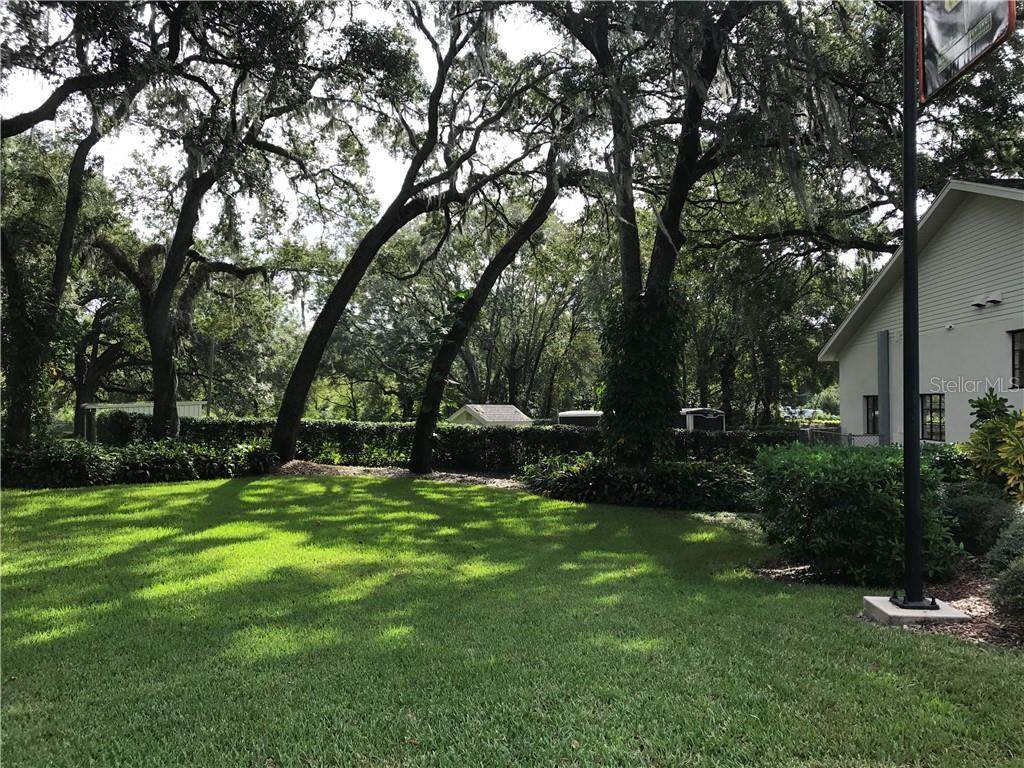 11415 Broadway Avenue - Photo 1