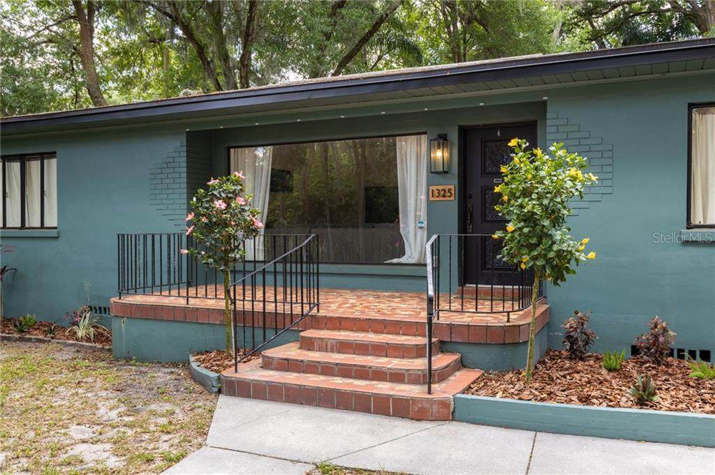 1325 Flora Street - Photo 1