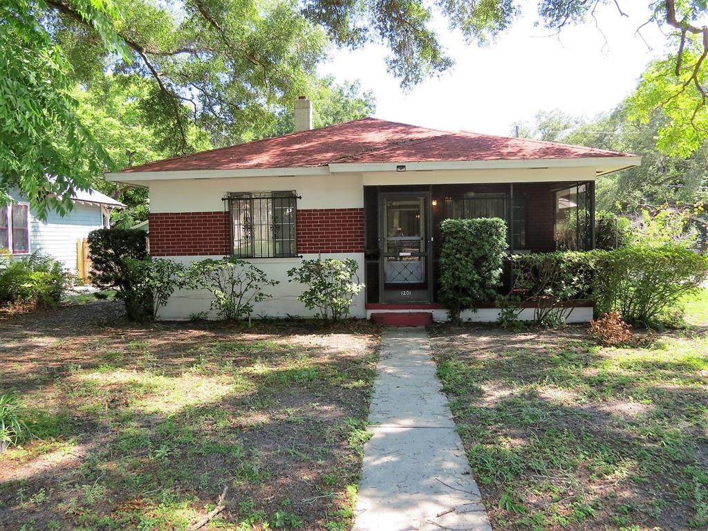 1201 Henry Avenue - Photo 1